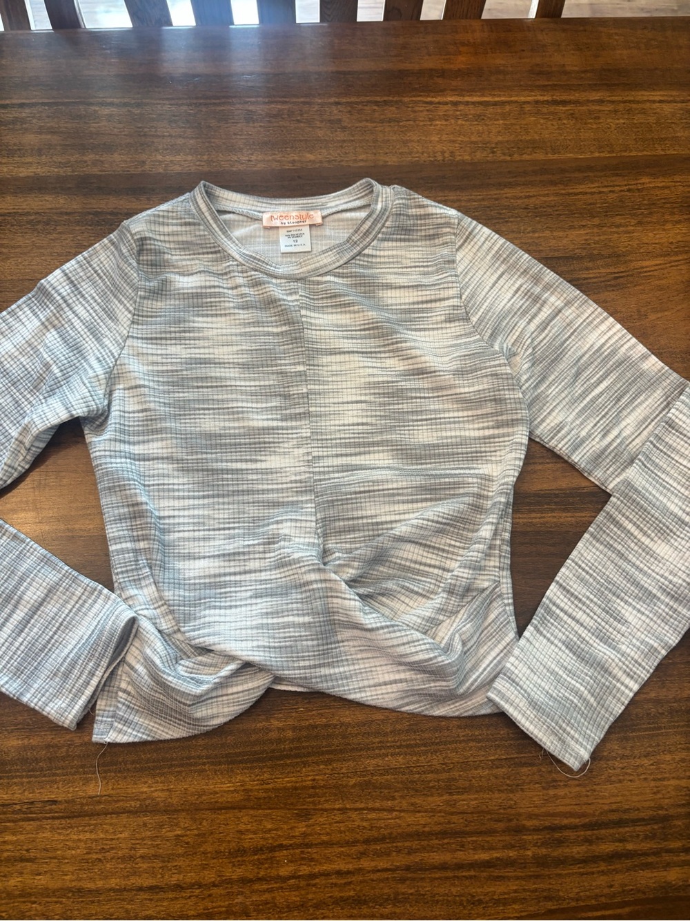 Girls Tweenstyle Long Sleeve Crewneck Top in Heather Gray